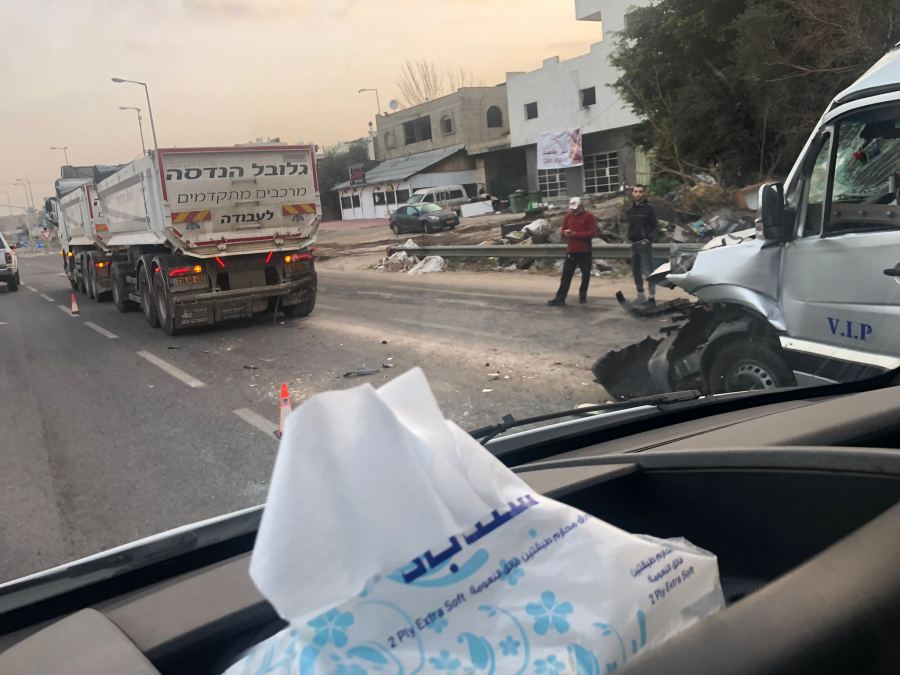 مصرع رائد عبد القادر من الطيبه بحادث طرق على شارع 444